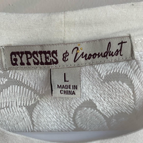 Gypsies & Moondust White Floral Lace Short Sleeve Shirt - Picture 3 of 6